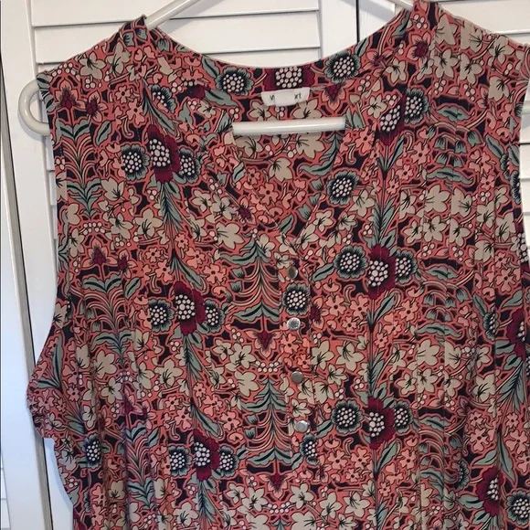 Westport Brown Sleeveless Blouse with Relaxed Fit - Picture 4 of 4